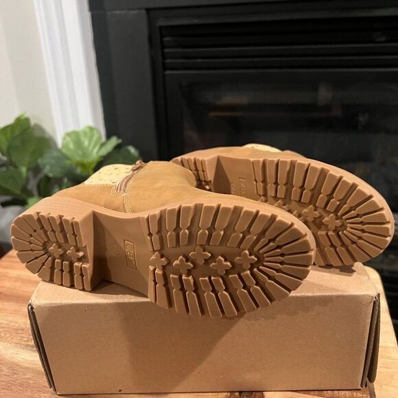 Coutgo Girls Ankle Boots Cute Round Toe Pattern Booties Faux Suede Side Zipper - Picture 7 of 8